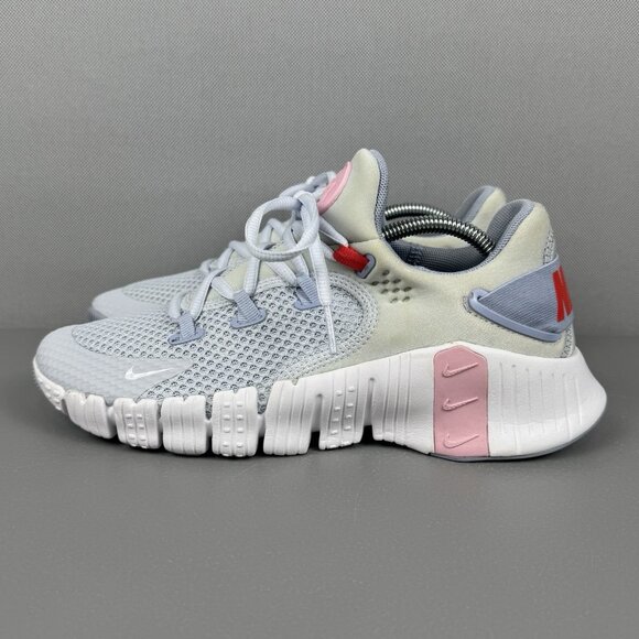 Nike Free Metcon 4 Sneaker Shoes Women 8 Football Grey Soft Pink Blue CZ0596-003 - Picture 3 of 9